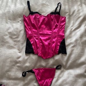 NWOT Fredericks Lingerie